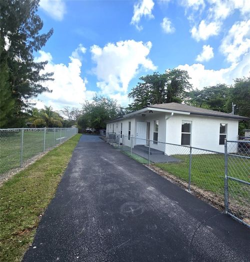 10357-10357 Sw 178th St, Miami, FL, 33157-5263 | Card Image