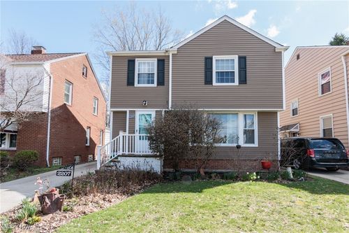 2207 Brockway Rd, University Heights, OH, 44118-3029 | Card Image
