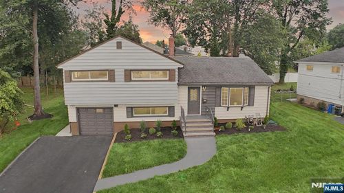 21 Valley Brook Dr, Emerson, NJ, 07630-1026 | Card Image