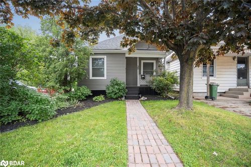 20 Robins Ave, Hamilton, ON, L8H4M7 | Card Image