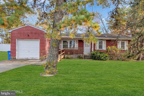 189 Lighthouse Dr, Manahawkin, NJ, 08050-2523 | Card Image