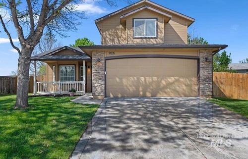 2021 N Eureka Ave, Meridian, ID, 83646-3868 | Card Image