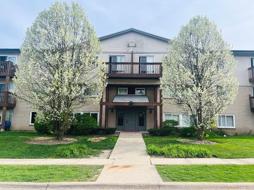 1j-655 Deepwoods Dr, Mundelein, IL, 60060-3655 | Card Image