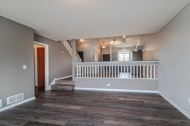 Living Room | Image 8