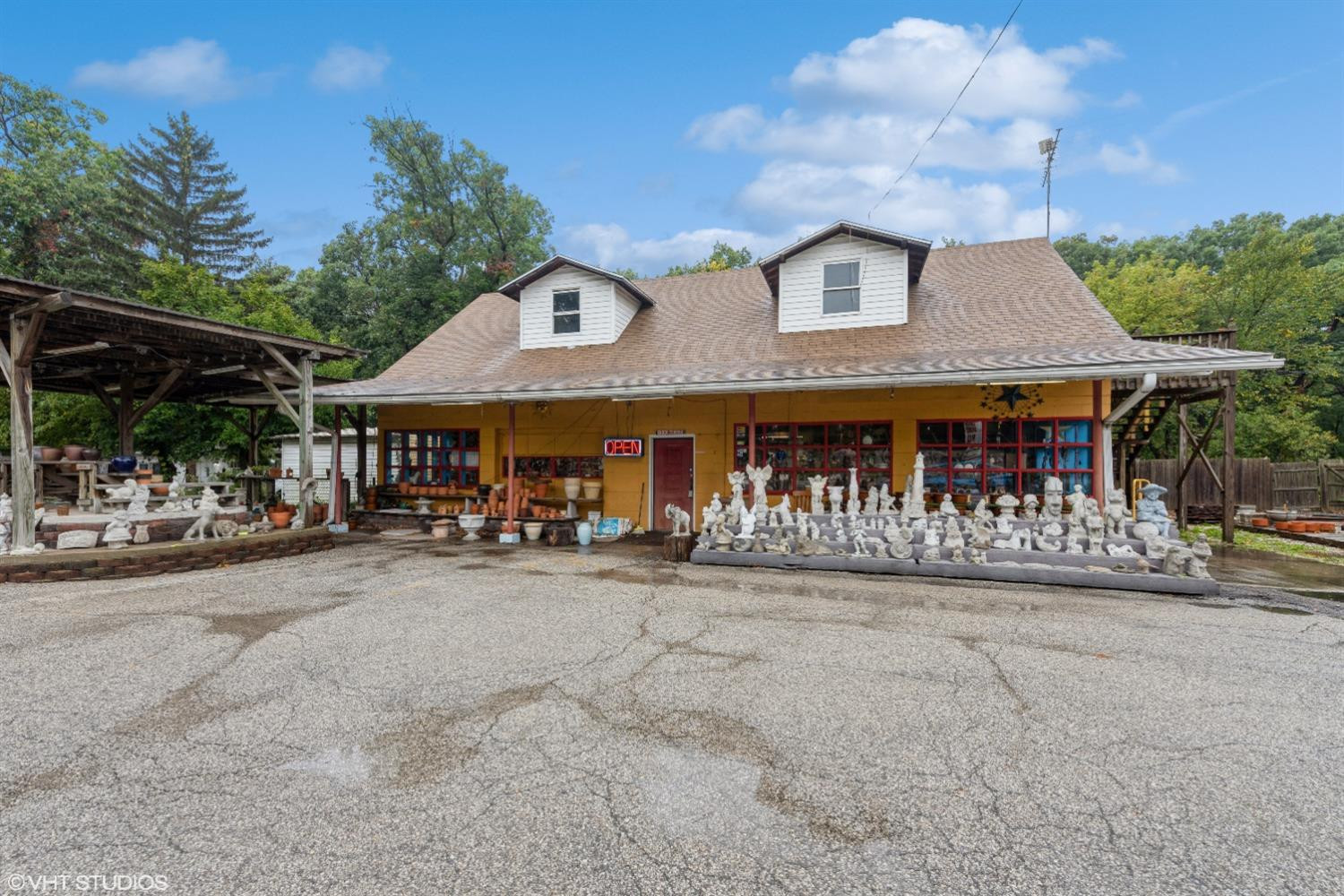 1300 W Us Highway 20, Porter, IN 46304