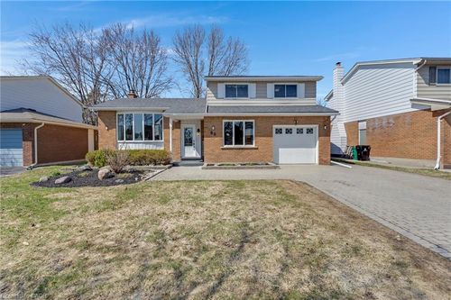 86 Mcgarry Dr, Kitchener, ON, N2N1A4 | Card Image