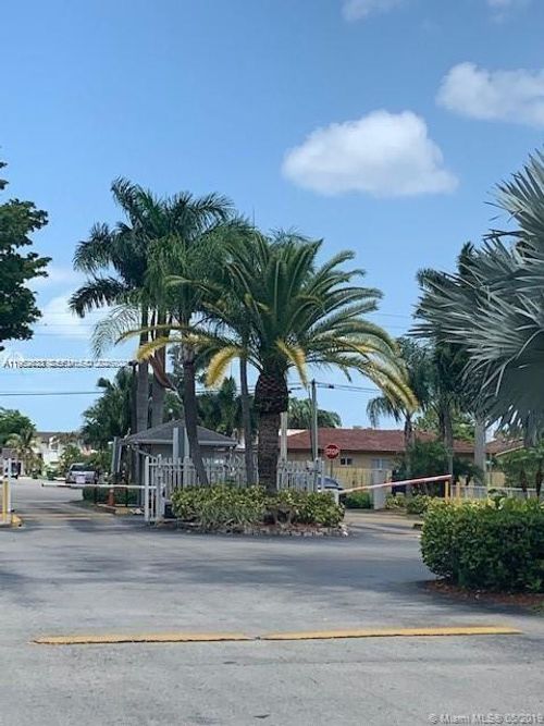 840f-840 Independence Dr, Homestead, FL, 33034-2634 | Card Image