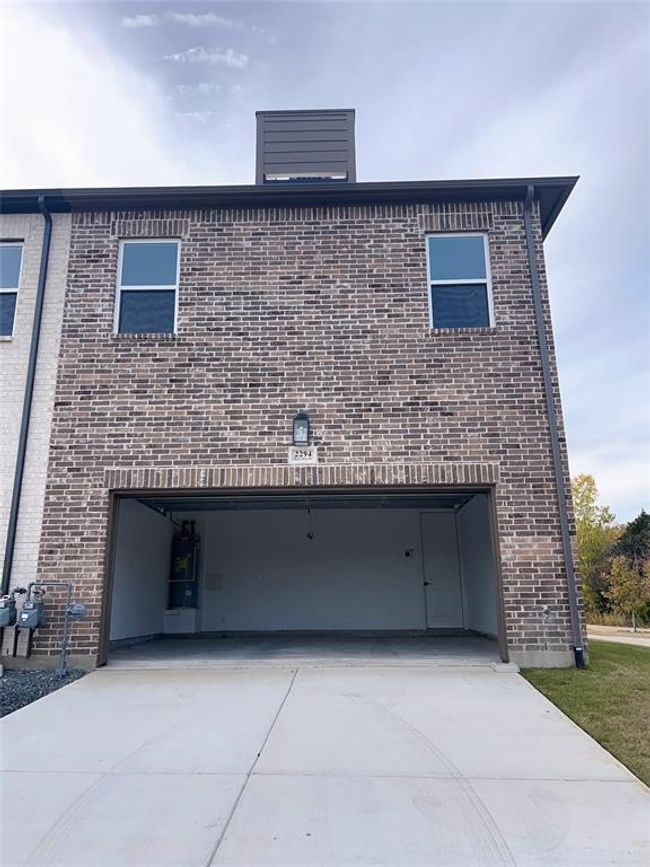 2294 Black Forest Drive, Sold in Allen Zoocasa