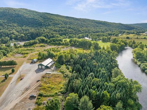 12 River Rd, Clarksville, NH, 03592-5661 | Card Image