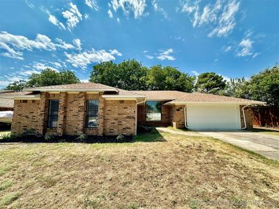 711 Osage Street, House other with 3 bedrooms, 2 bathrooms and null parking in Ardmore OK | Image 2