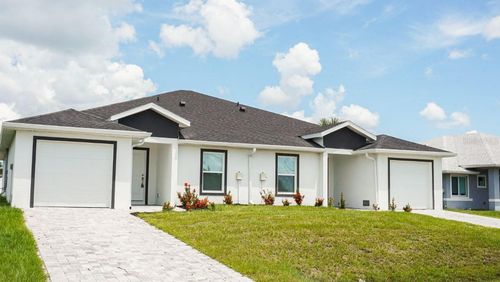 9070-9068 Agate St, Port Charlotte, FL, 33981-3989 | Card Image
