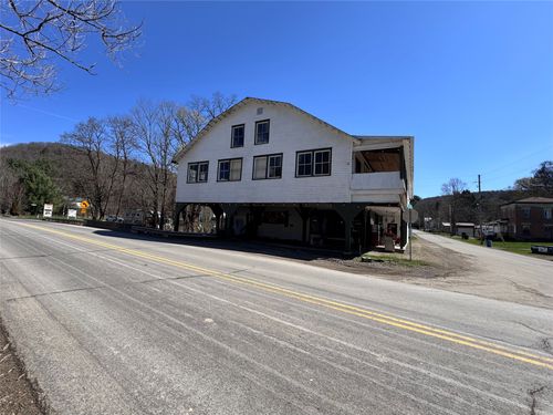 900 Route 958, Pittsfield, PA, 16340 | Card Image