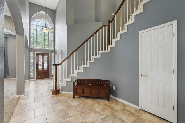 View looking toward Front Entry | Image 12