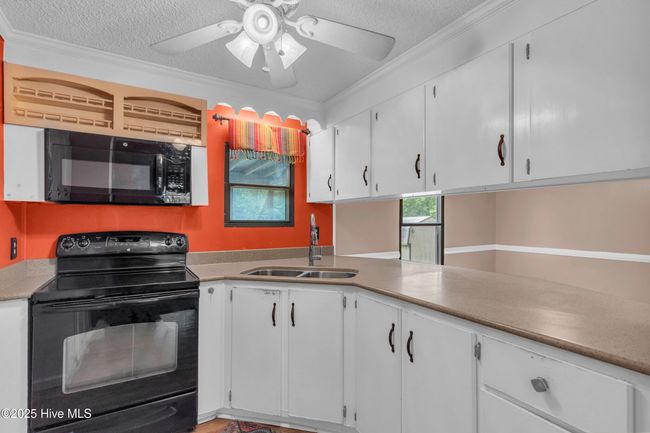 840 Wildwood Cir, House other with 3 bedrooms, 2 bathrooms and null parking in Hampstead NC | Image 9