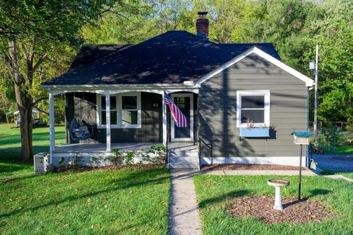 43 Pomeroy Rd, Athens, OH, 45701-9474 | Card Image