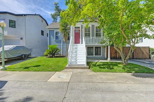 5320 N Street, Sacramento, CA, 95819 | Card Image