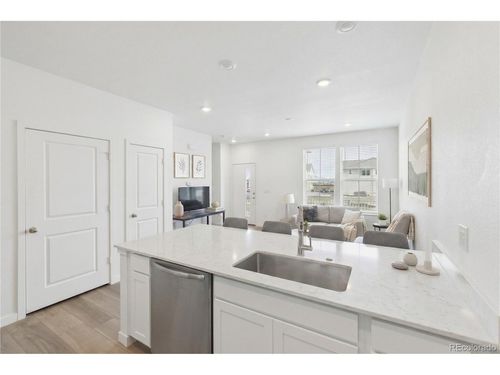 1964 S Gold Bug Way, Aurora, CO, 80018-6262 | Card Image