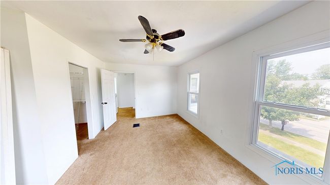 628 Maple St, House other with 3 bedrooms, 3 bathrooms and 3 parking in Clyde OH | Image 27