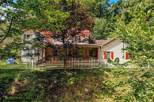 409 Nutters Run Rd, Nutter Fort, WV, 26301-4472 | Card Image