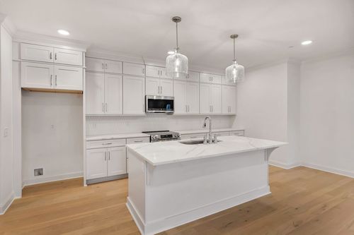 apt-101-2001 Gildridge Dr, Nashville, TN, 37221-4233 | Card Image