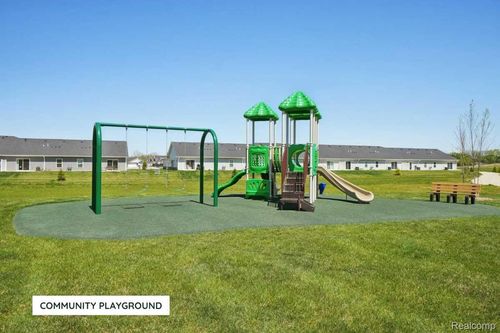 518 Jubilee Dr, Whitmore Lake, MI, 48189-9057 | Card Image