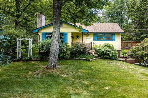 5226 Beechwood Rd, Blakeslee, PA, 18610-7948 | Card Image