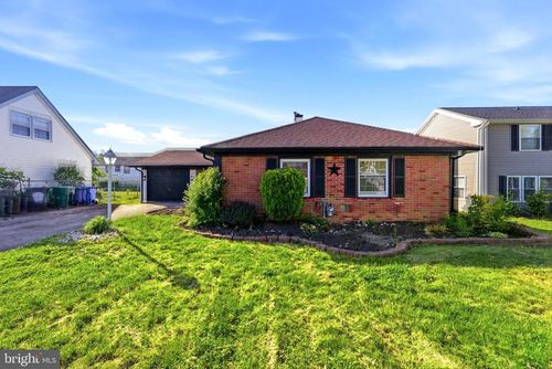 15 Melrose Ln, WILLINGBORO, NJ, 08046-3103 | Card Image