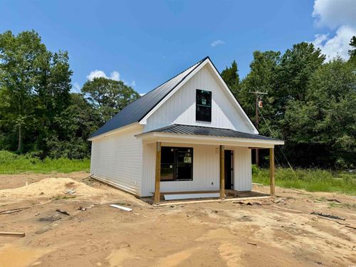 402 S Magnolia Ave, Andrews, SC, 29510-2918 | Card Image