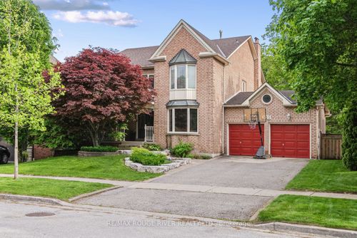 921 Duncannon Dr, Pickering, ON, L1X2M4 | Card Image