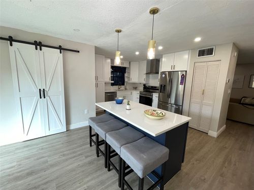 4000 Del Rio Way, Sunrise, FL, 33351-6312 | Card Image