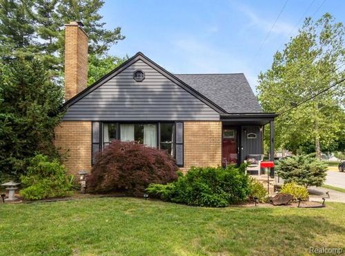 461 N Silvery Ln, Dearborn, MI, 48128-1594 | Card Image