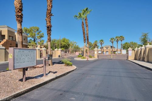 1090-8070 W Russell Rd, Las Vegas, NV, 89113-1549 | Card Image