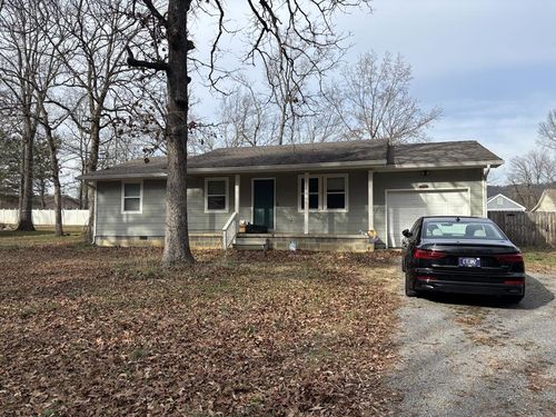 100 Hickory St, Trenton, GA, 30752-2844 | Card Image