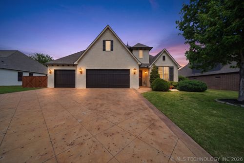 3121 146th Pl, Bixby, OK, 74008-8046 | Card Image