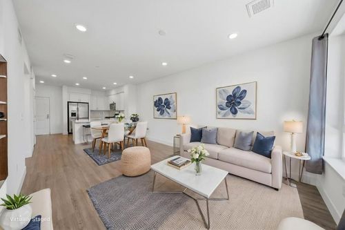 215-5951 Sunstone Dr, San Jose, CA, 95123-6940 | Card Image