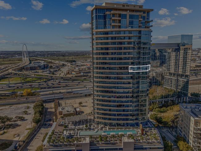 APT-1702 - 2200 Victory Ave, Condo with 2 bedrooms, 2 bathrooms and null parking in Dallas TX | Image 35
