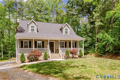3240 Fielding Rd, South Chesterfield, VA, 23834-5082 | Card Image