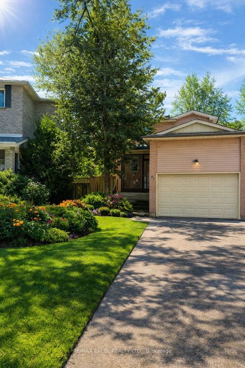 55 Plumbrook Cres, Scarborough, ON, M1S3Z9 | Card Image