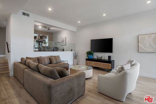 17165 Palisades Cir, Pacific Palisades, CA, 90272 | Card Image