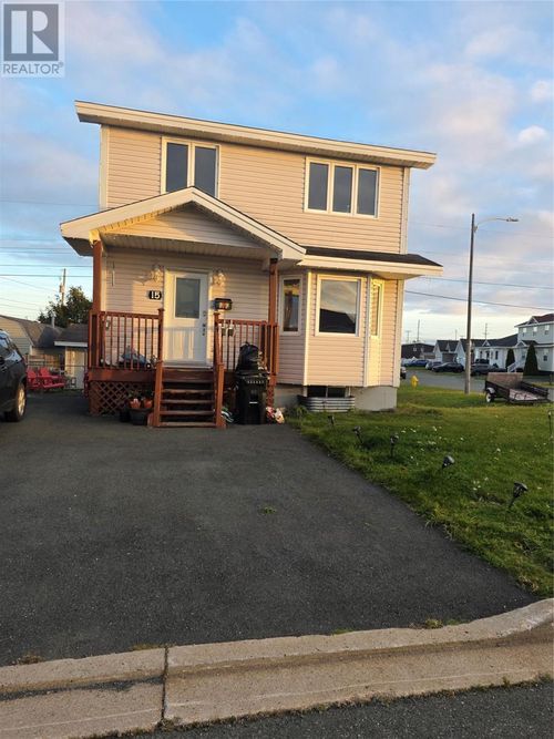 15 Beauford Place, St. John's, NL, A1A5N4 | Card Image