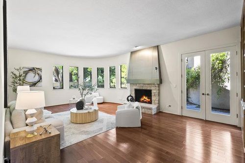 84 Selby Ln, Atherton, CA, 94027-3953 | Card Image