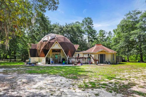 10381 Hardwick Rd, Nichols, SC, 29581-3546 | Card Image