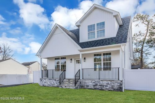 1308 12th Ave, Toms River, NJ, 08757-1937 | Card Image