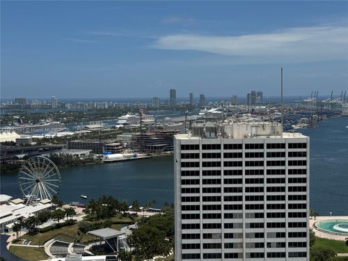 3612-133 Ne 2nd Ave, Miami, FL, 33132-2904 | Card Image
