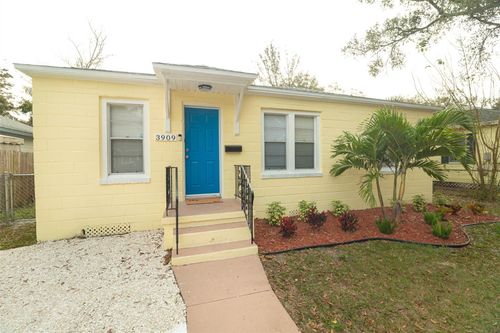 3909 N Darwin Ave, Tampa, FL, 33603-4611 | Card Image