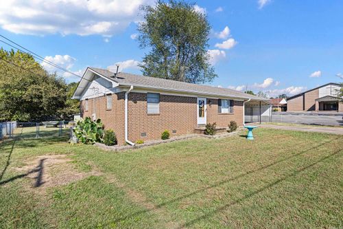 1202 W Clifton St, Morrilton, AR, 72110-2510 | Card Image