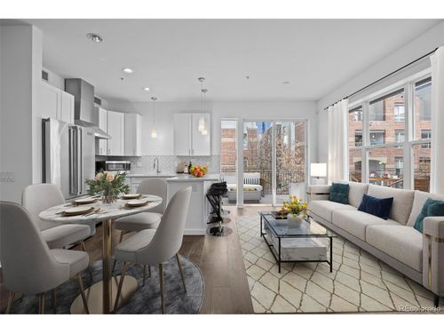 202-1438 Little Raven St, Denver, CO, 80202-6212 | Card Image