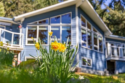 2635 Shoal Rd, Pender Island, BC, V0N2M2 | Card Image