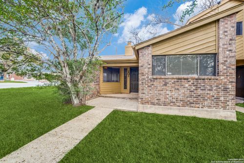 101 Claywell Dr, Alamo Heights, TX, 78209-3341 | Card Image