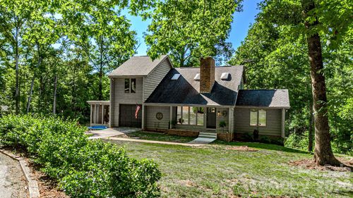 142 Padgett Burns Rd, Forest City, NC, 28043-7646 | Card Image